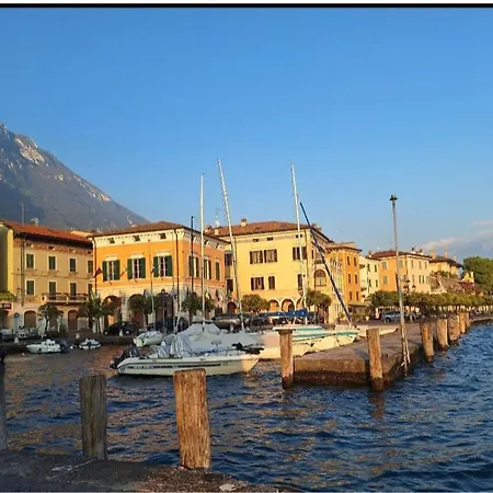 La Perla Al 47 Gargnano