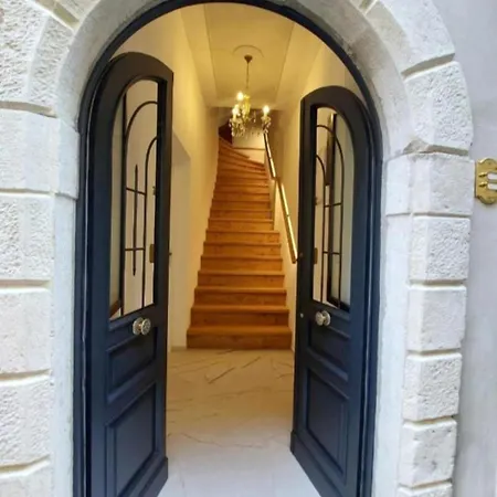Apartman La Perla Al 47 *